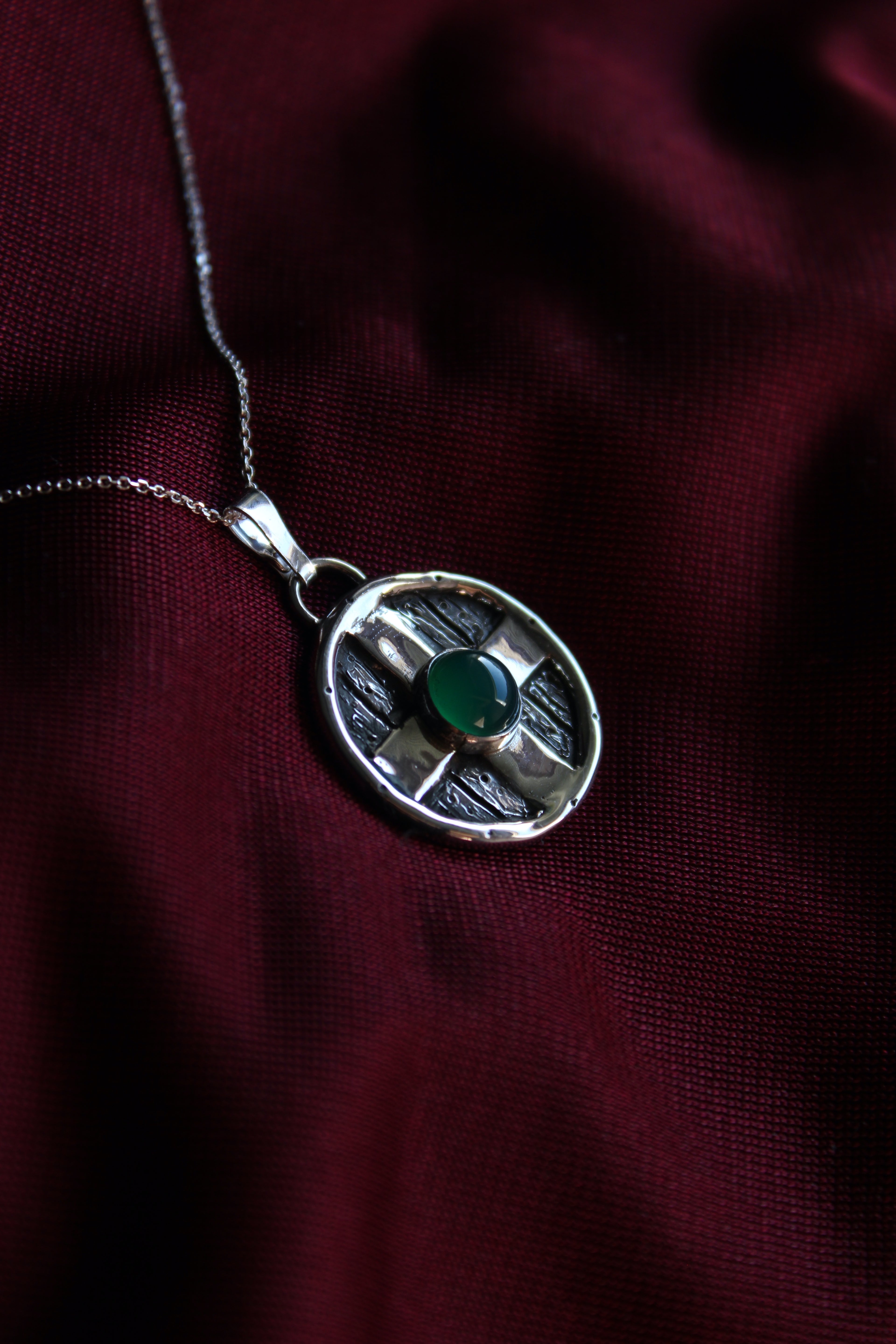 Escudo vikingo Onyx verde