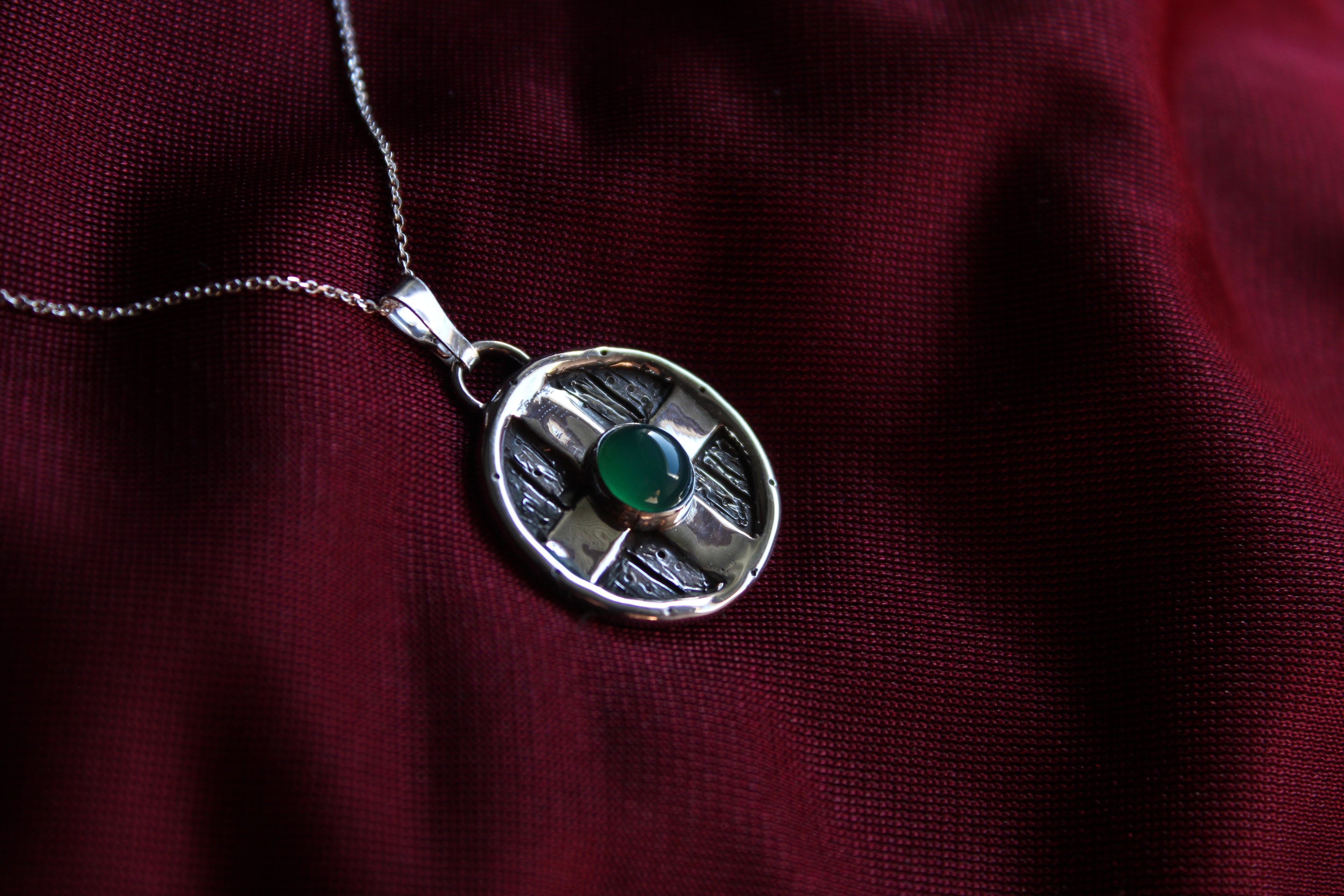 Escudo vikingo Onyx verde