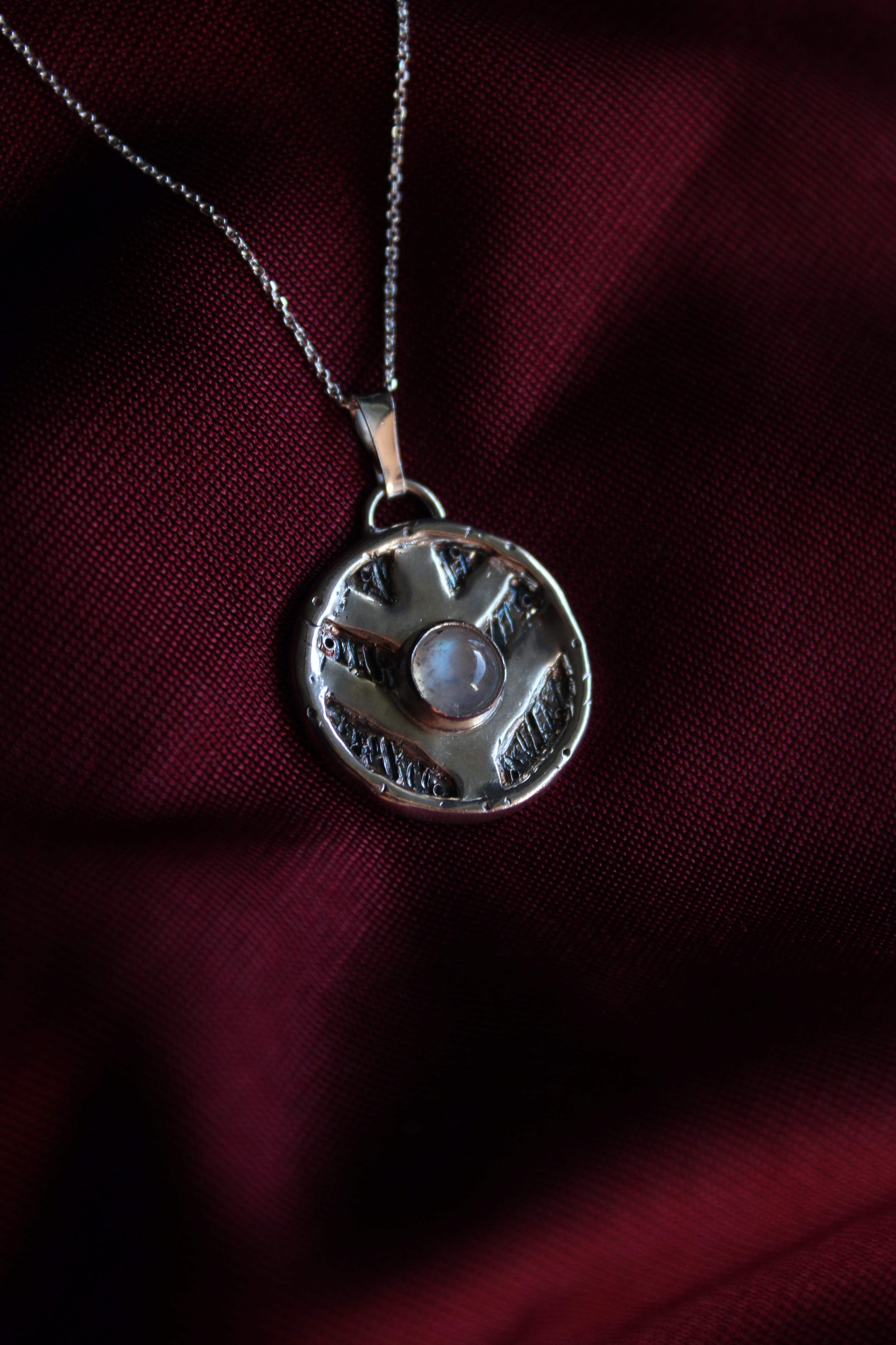Escudo vikingo Piedra Luna