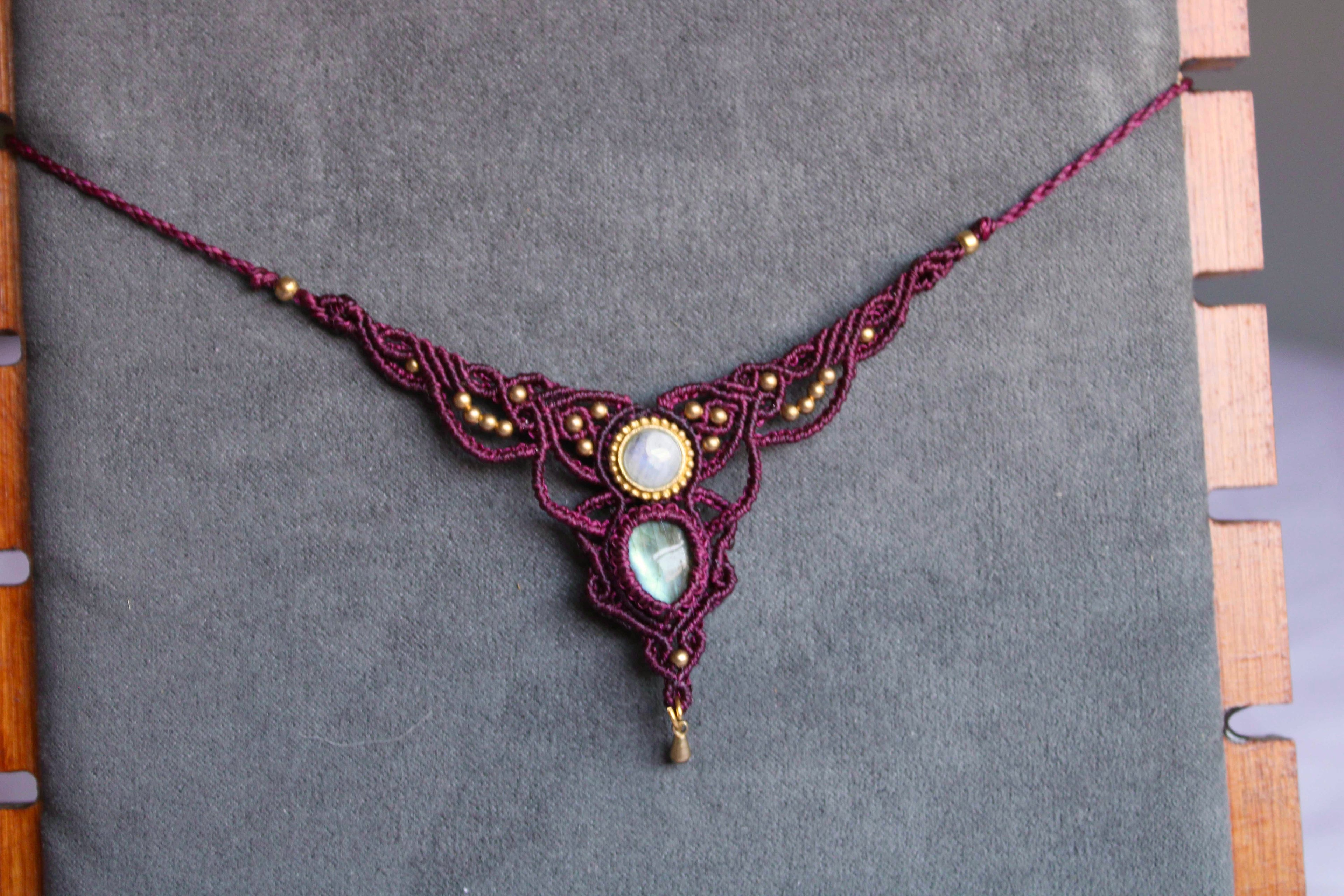 Collar Fae Piedra Luna y Labradorita