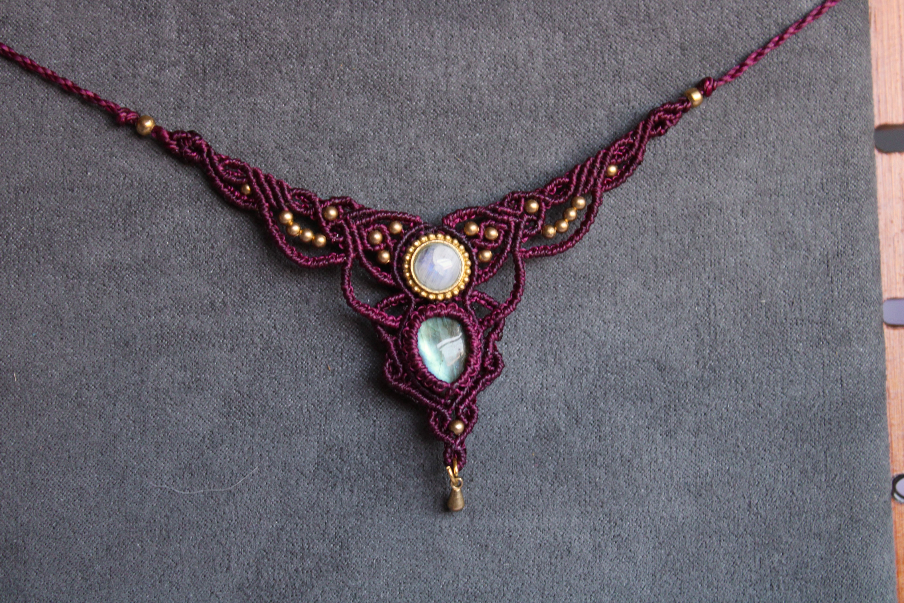 Collar Fae Piedra Luna y Labradorita