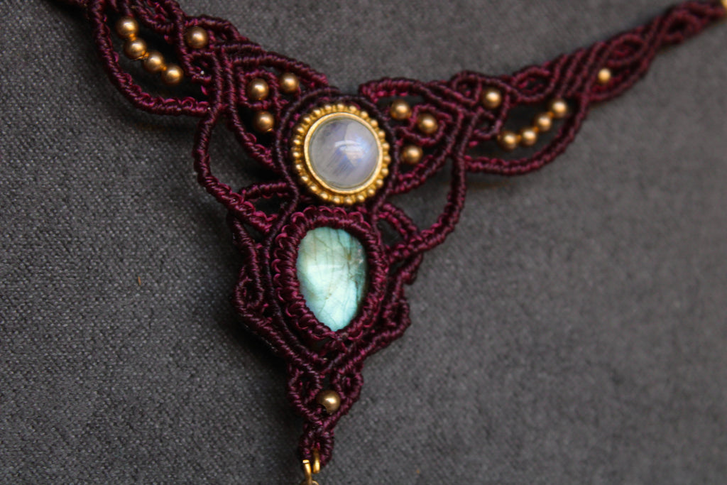Collar Fae Piedra Luna y Labradorita