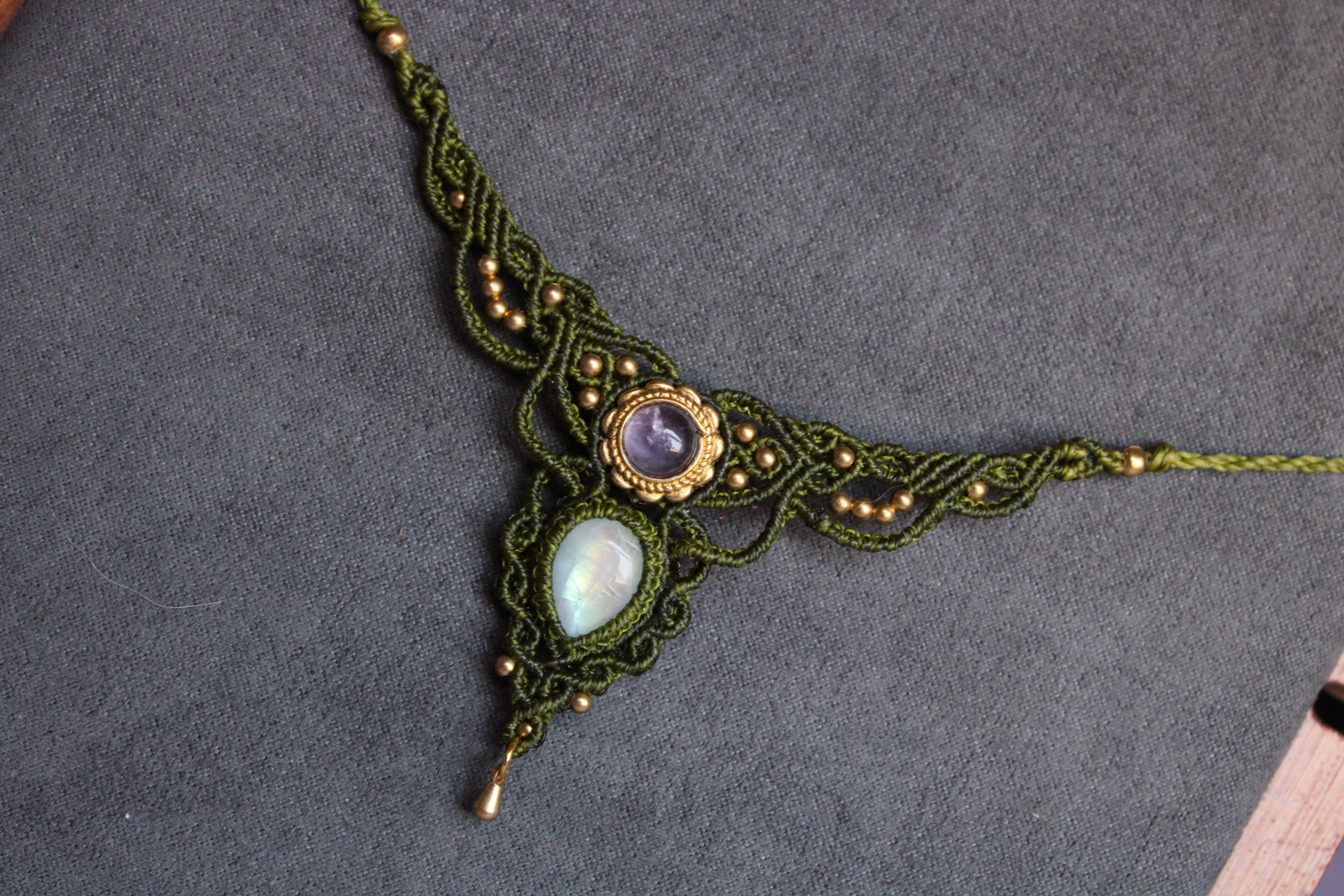 Collar Fae Amatista y Piedra Luna