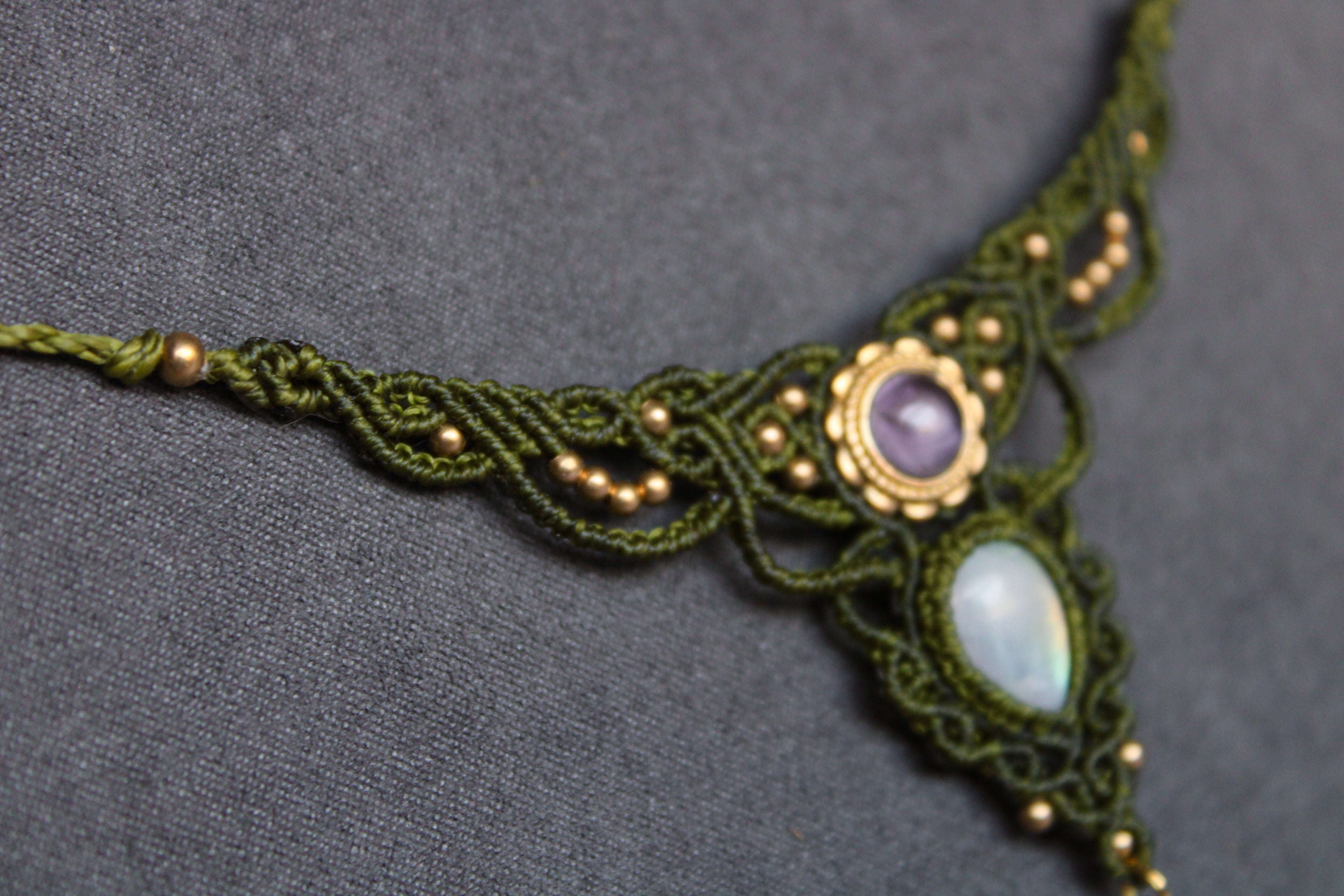 Collar Fae Amatista y Piedra Luna