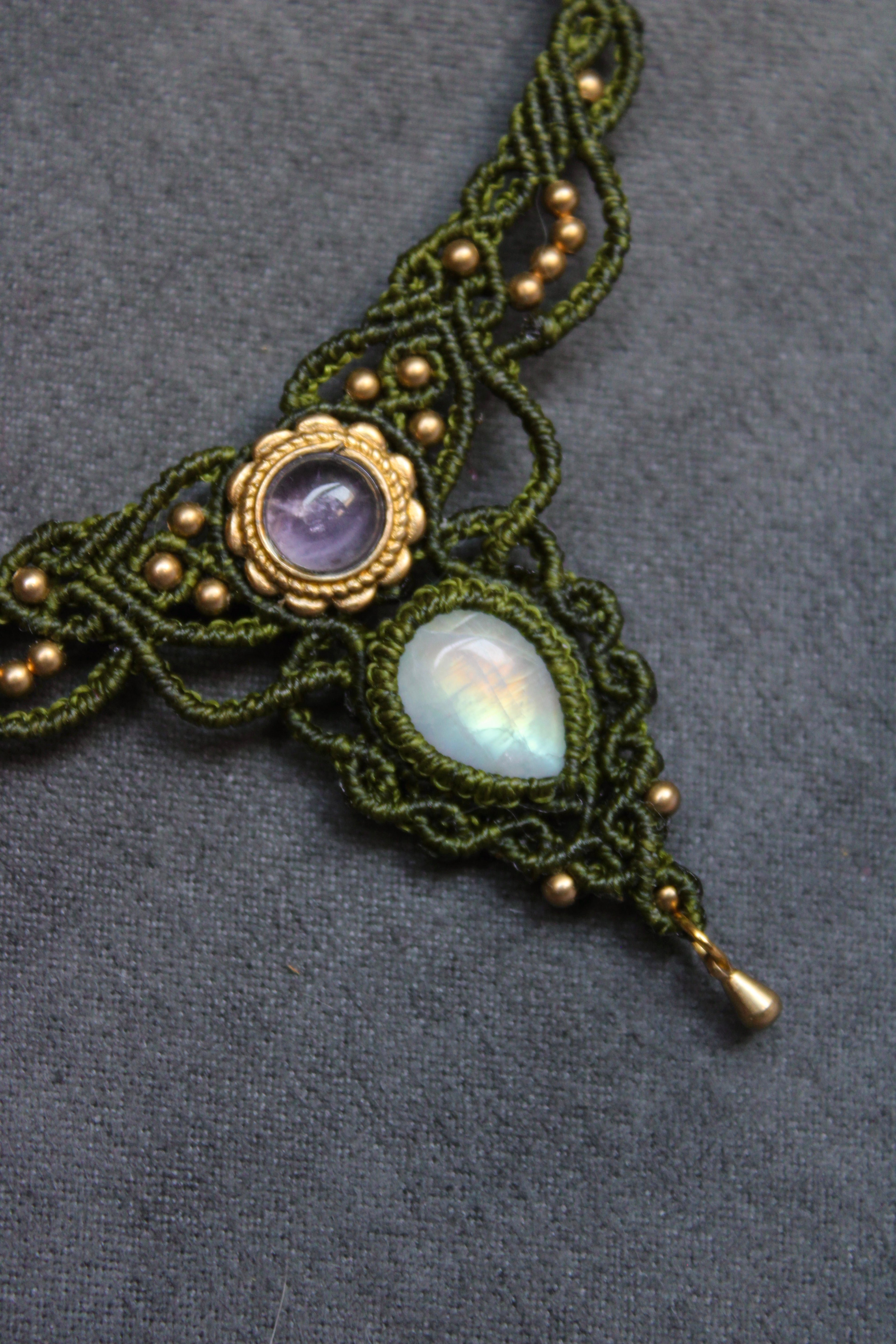 Collar Fae Amatista y Piedra Luna