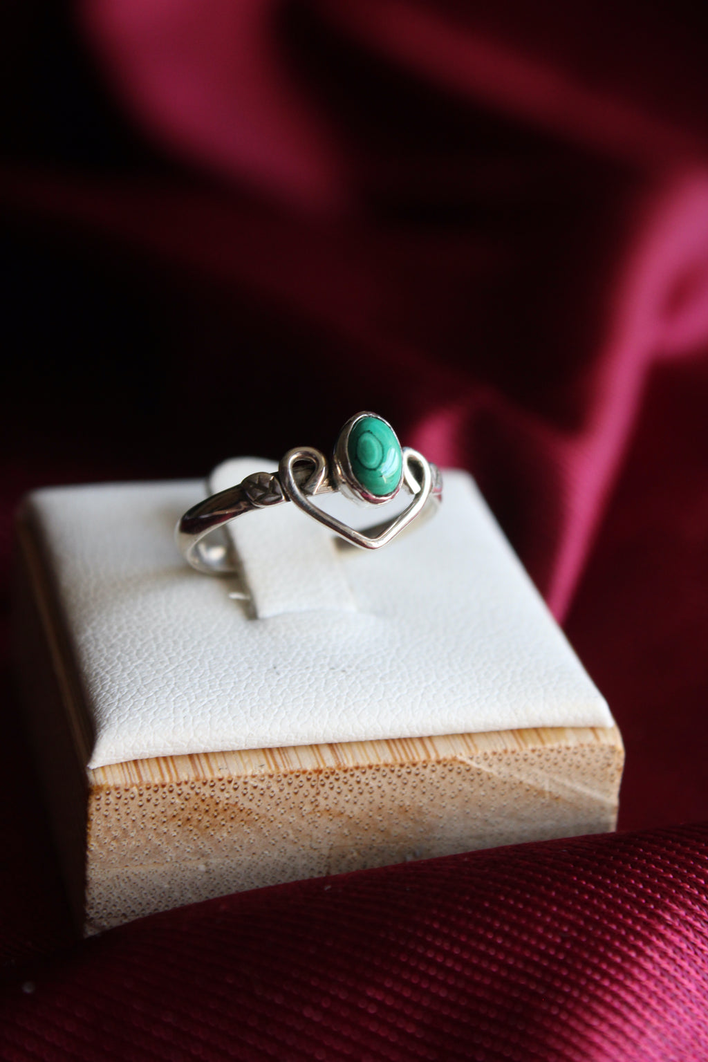 Anillo élfico Malaquita