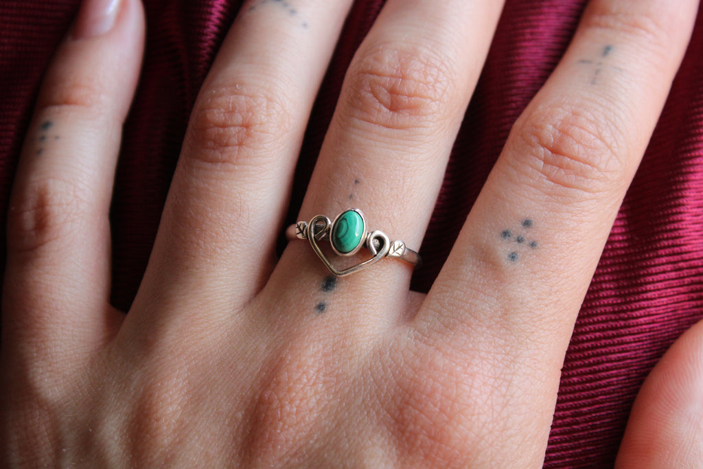 Anillo élfico Malaquita