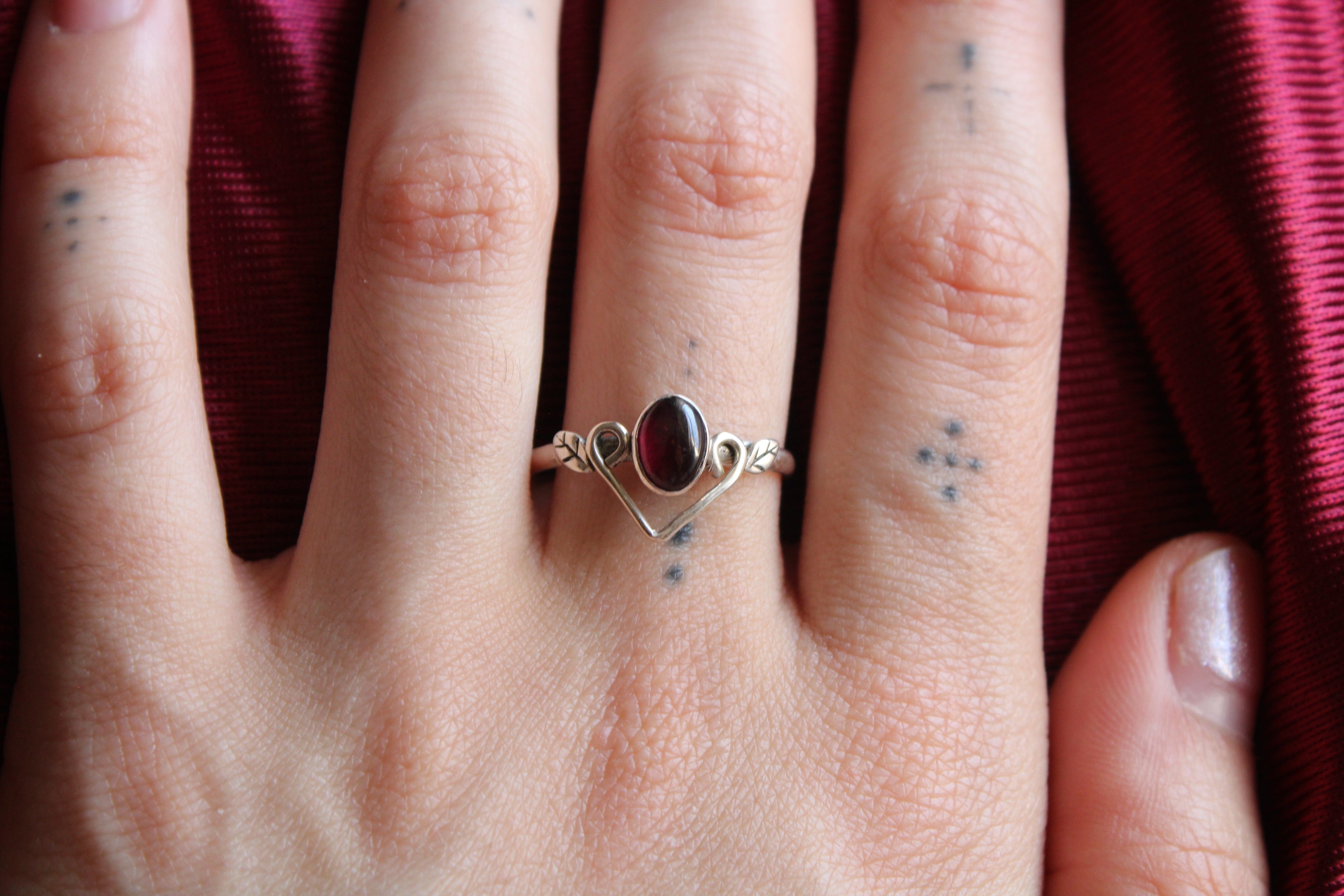 Anillo élfico Granate